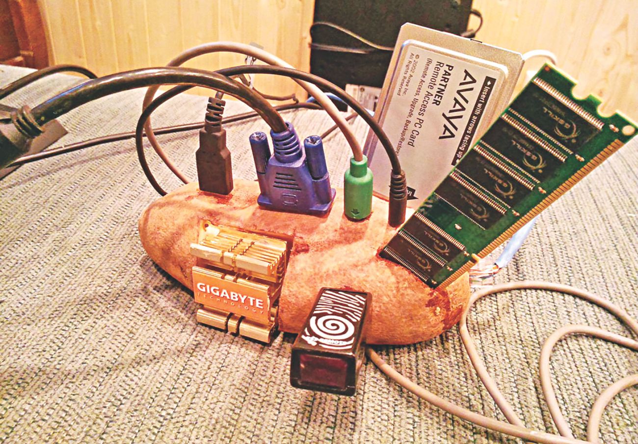 Struggles of being a gamer with a potato PC | The Daily Star