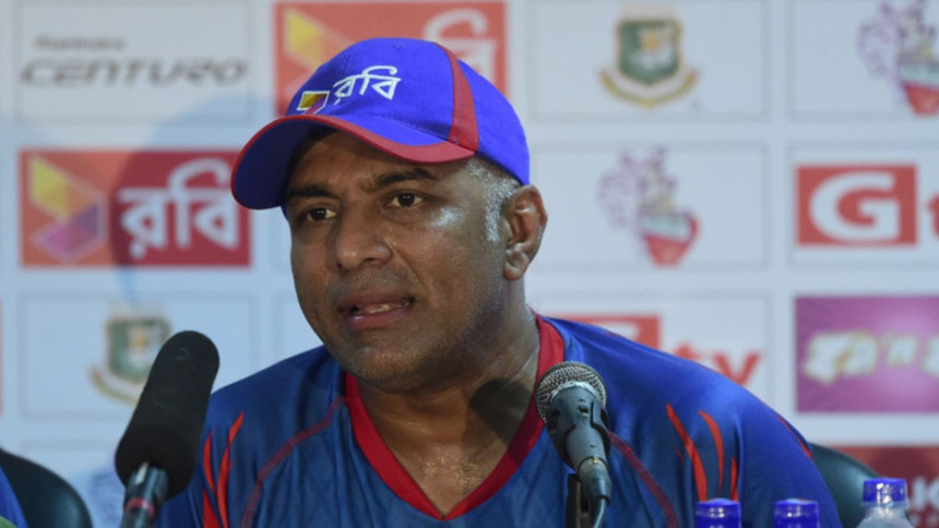 Chandika Hathurusingha Chandika Hathurusingha