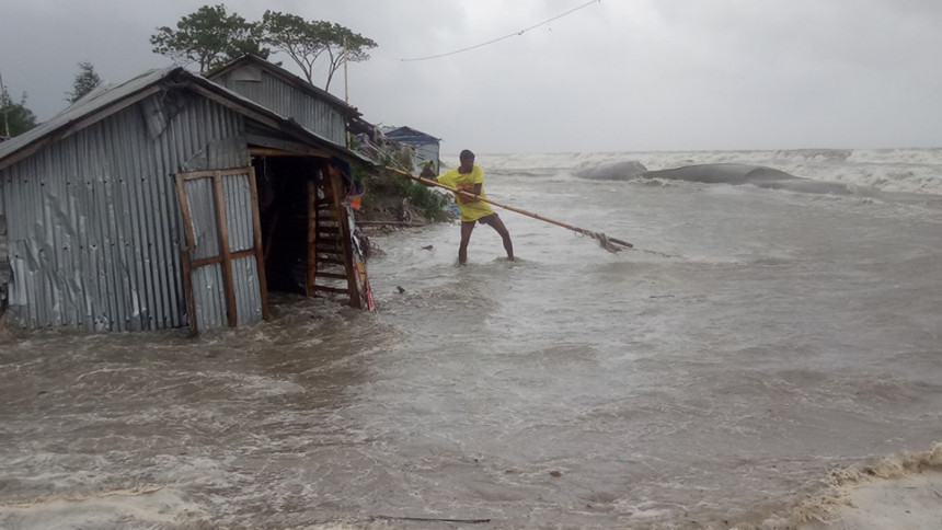 Cyclone Amphan in Bangladesh Cyclone Amphan in Bangladesh