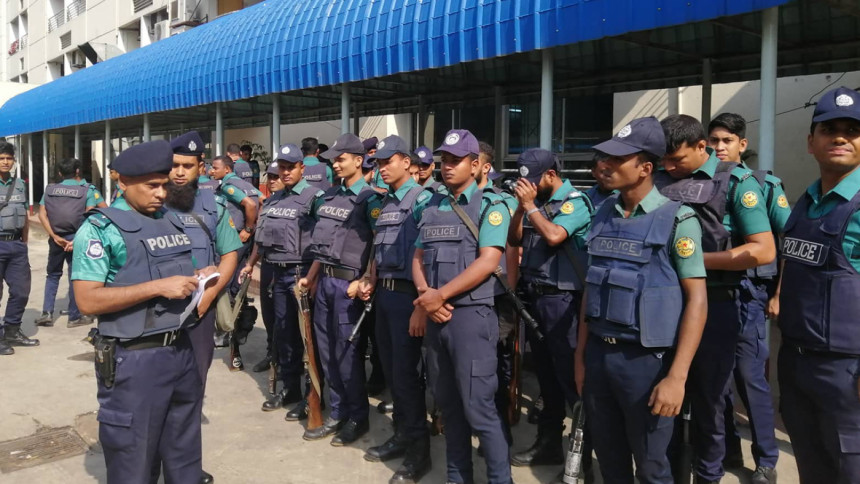 Khaleda taken to BSMMU Khaleda taken to BSMMU