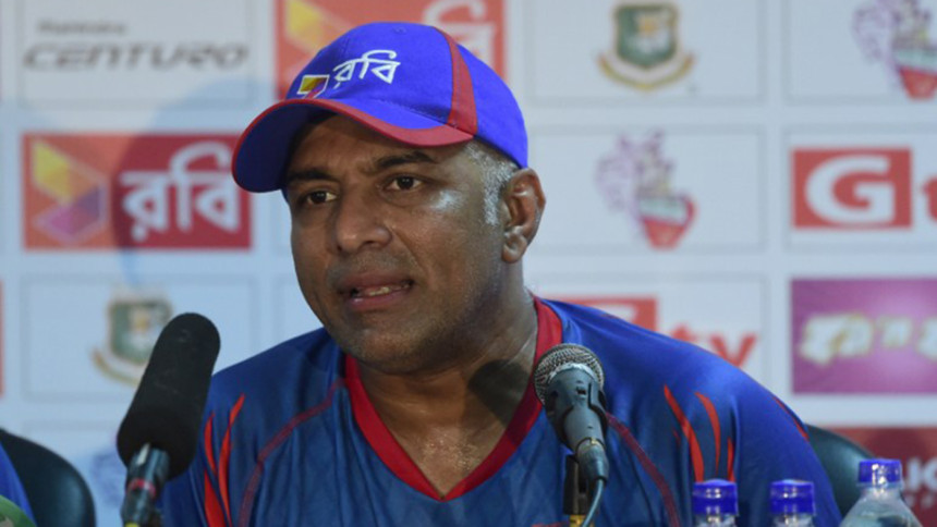 Chandika Hathurusinghe Chandika Hathurusinghe