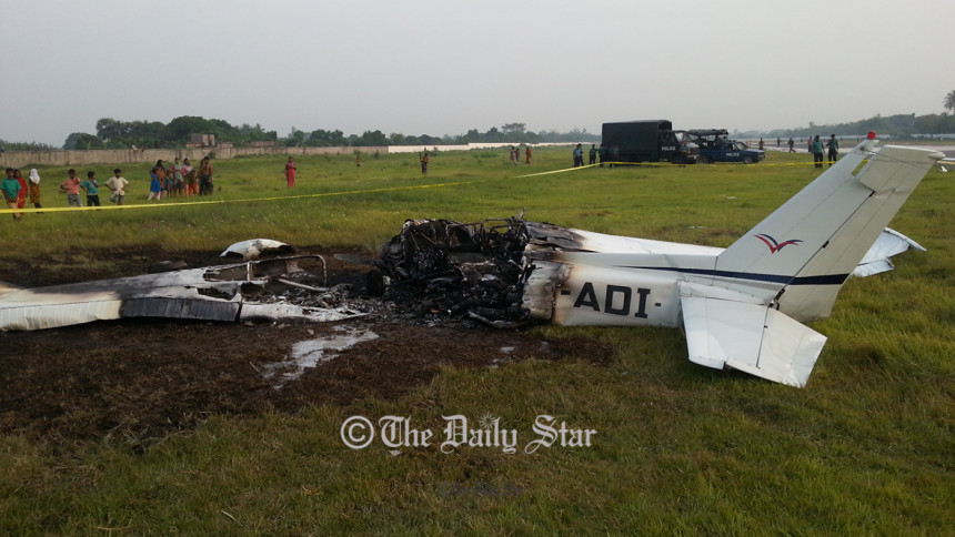 Training aircraft crash kills female pilot in Bangladesh