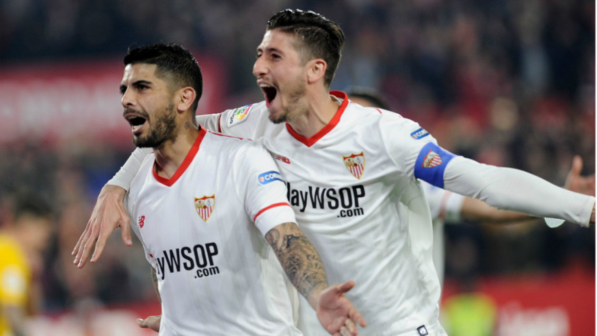 Ever Banega and Sergio Escudero Ever Banega and Sergio Escudero