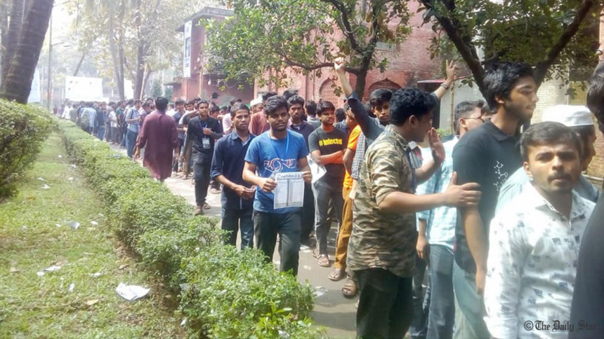 Voters at Dr Muhammad Shahidullah Hall of Dhaka University Voters at Dr Muhammad Shahidullah Hall of Dhaka University