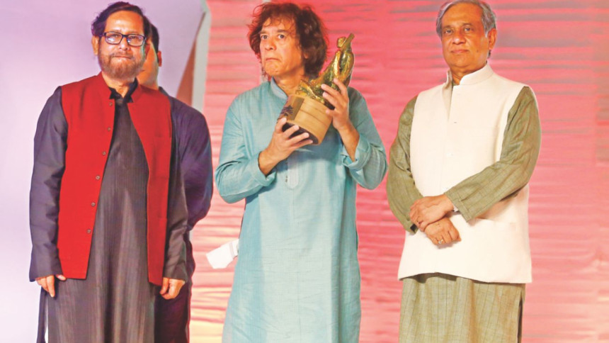 Ustad Zakir Hussain