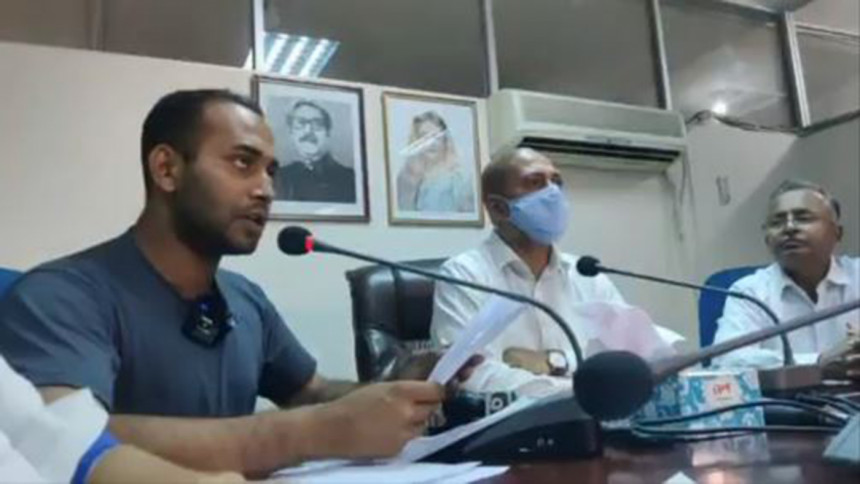 Mismanagement in railway: DU student Roni calls off protest for now Bangladesh railway mismanagement corruption