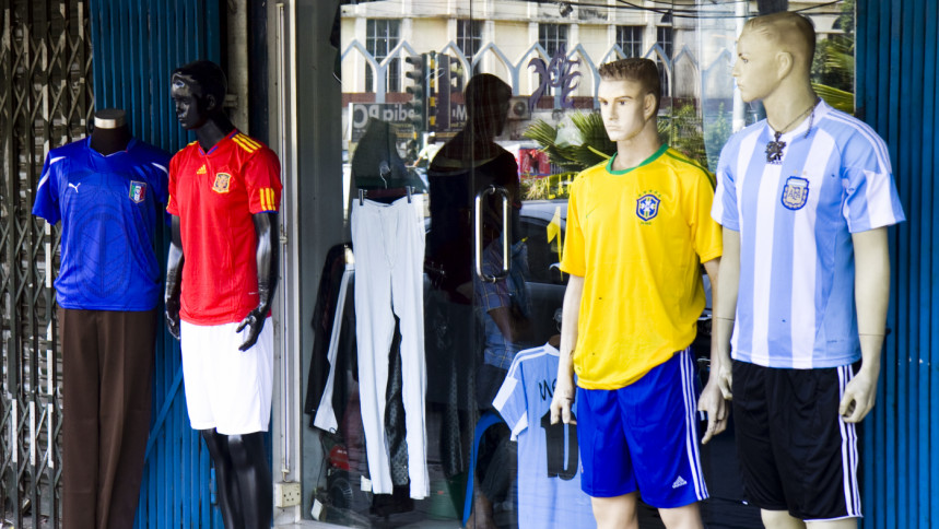 Your guide to buying football World Cup 2022 memorabilia Your guide to buying football World Cup 2022 memorabilia