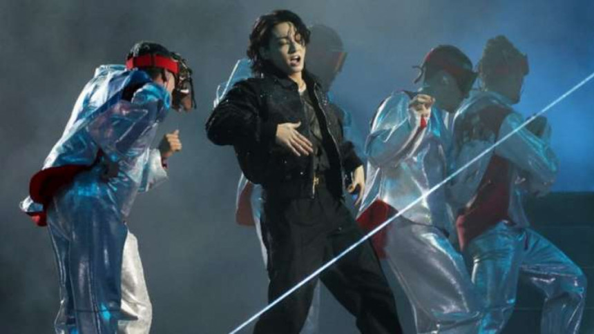 Jungkook performing at FIFA World Cup opening ceremony Jungkook performing at FIFA World Cup opening ceremony