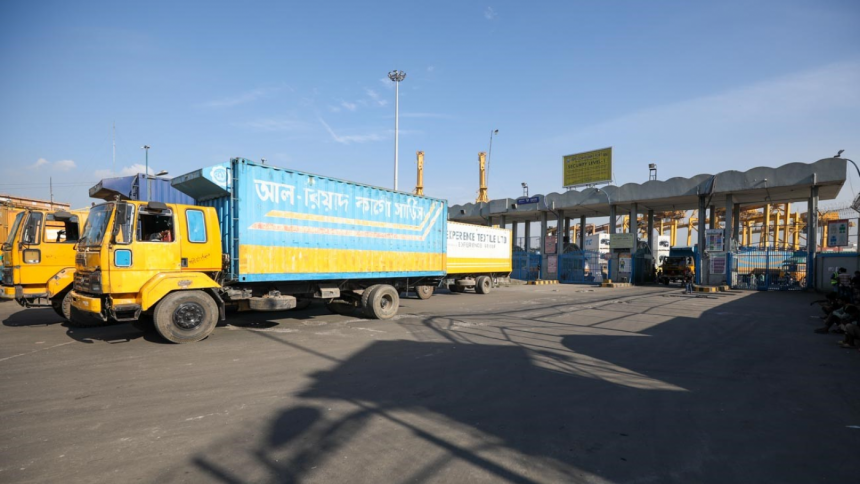 Blockade causing bottlenecks in container movement