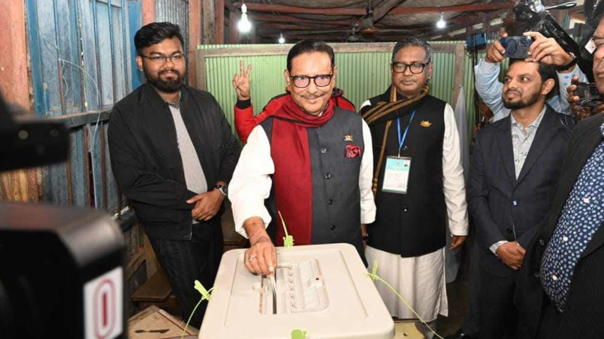 People boycotting those who boycotted polls: Quader Awami League General Secretary Obaidul Quader Casting Vote