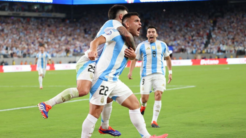 Martinez's late strike sends Argentina into Copa quarters Martinez's late strike sends Argentina into Copa quarters