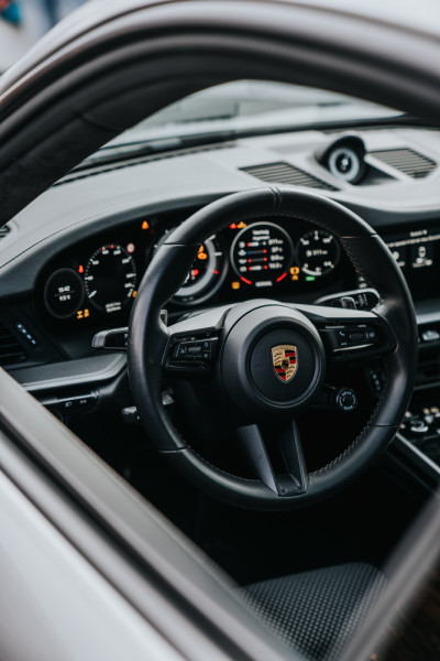5 facts that you probably didn’t know about the luxurious Porsche 5 facts that you probably didn’t know about the luxurious Porsche