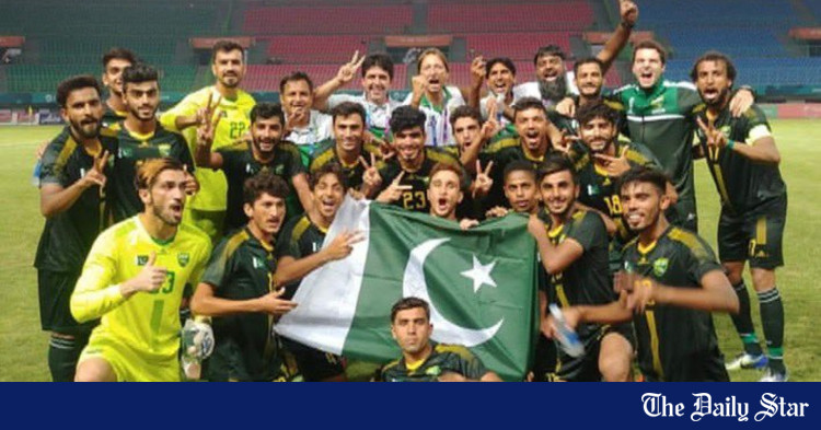 fifa-lifts-pakistan-football-suspension