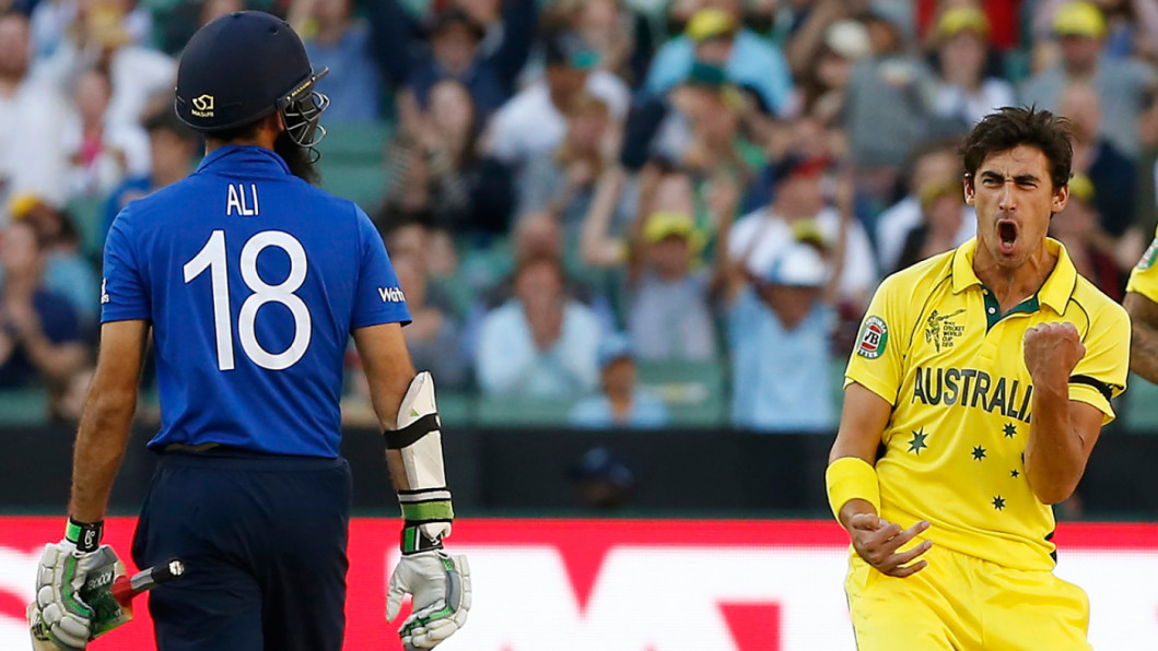 Australia's Mitchell Starc (R) celebrates dismissing England's Moeen Ali for 10 runs Australia's Mitchell Starc (R) celebrates dismissing England's Moeen Ali for 10 runs