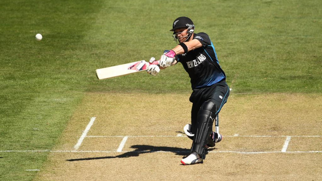 McCullum hammers McCullum hammers