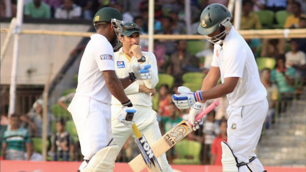 Imrul Kayes and Tamim Iqbal Imrul Kayes and Tamim Iqbal