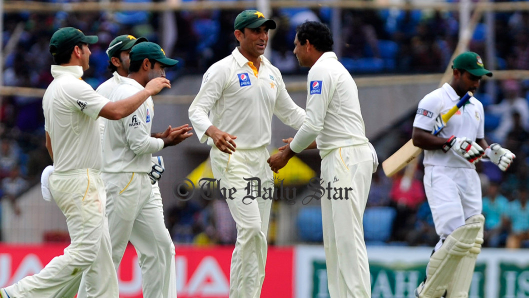 Pakistan players celebrate Pakistan players celebrate