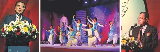 L-R: Mahfuz Anam, editor and publisher of The Daily Star. Dancers perform on the starry night.  Desmond Quiah, country manager of DHL Express