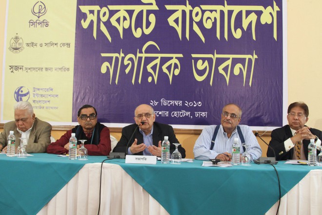 From right, BNP Vice-Chairman Shamsher M Chowdhury, Centre for Policy Dialogue (CPD) fellow Dr Debapriya Bhattacharya and Chairman Prof Rehman Sobhan, Workers Party of Bangladesh President Rashed Khan Menon and former adviser to a caretaker government Manzur Elahi at a discussion, "Bangladesh in Crisis”, organised by CPD, Ain o Salish Kendra, Shushashoner Jannoy Nagorik (SHUJAN) and Transparency International Bangladesh at Lakeshore Hotel in the capital's Gulshan yesterday. They called for a postponement of the January 5 general election, which has been boycotted by the main oppsoition BNP.  Photo: Amran Hossain