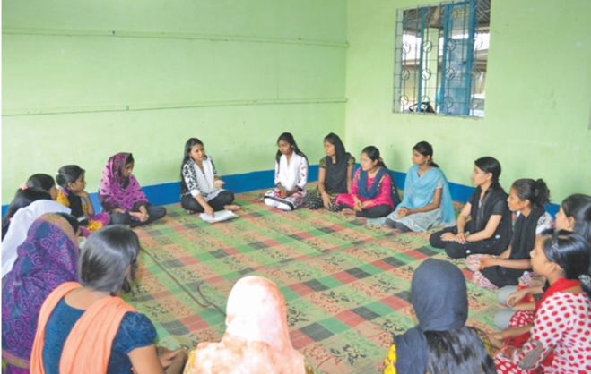 Moreom at a peer education session of Mirpur Bawniabadh Girl Forum. Photo: 2014 Plan Bangladesh